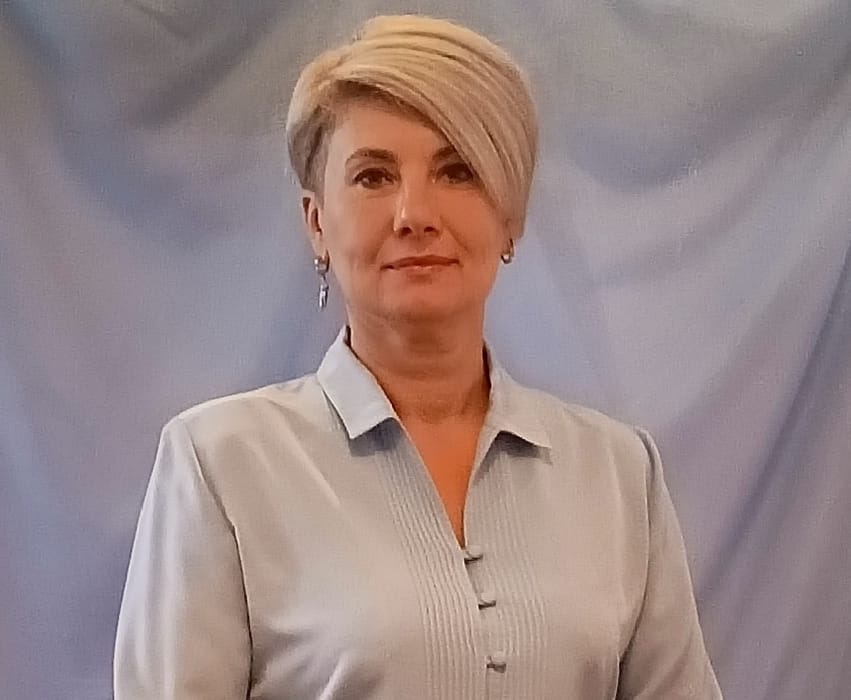 логопед Ларина Надежда Владимировна.